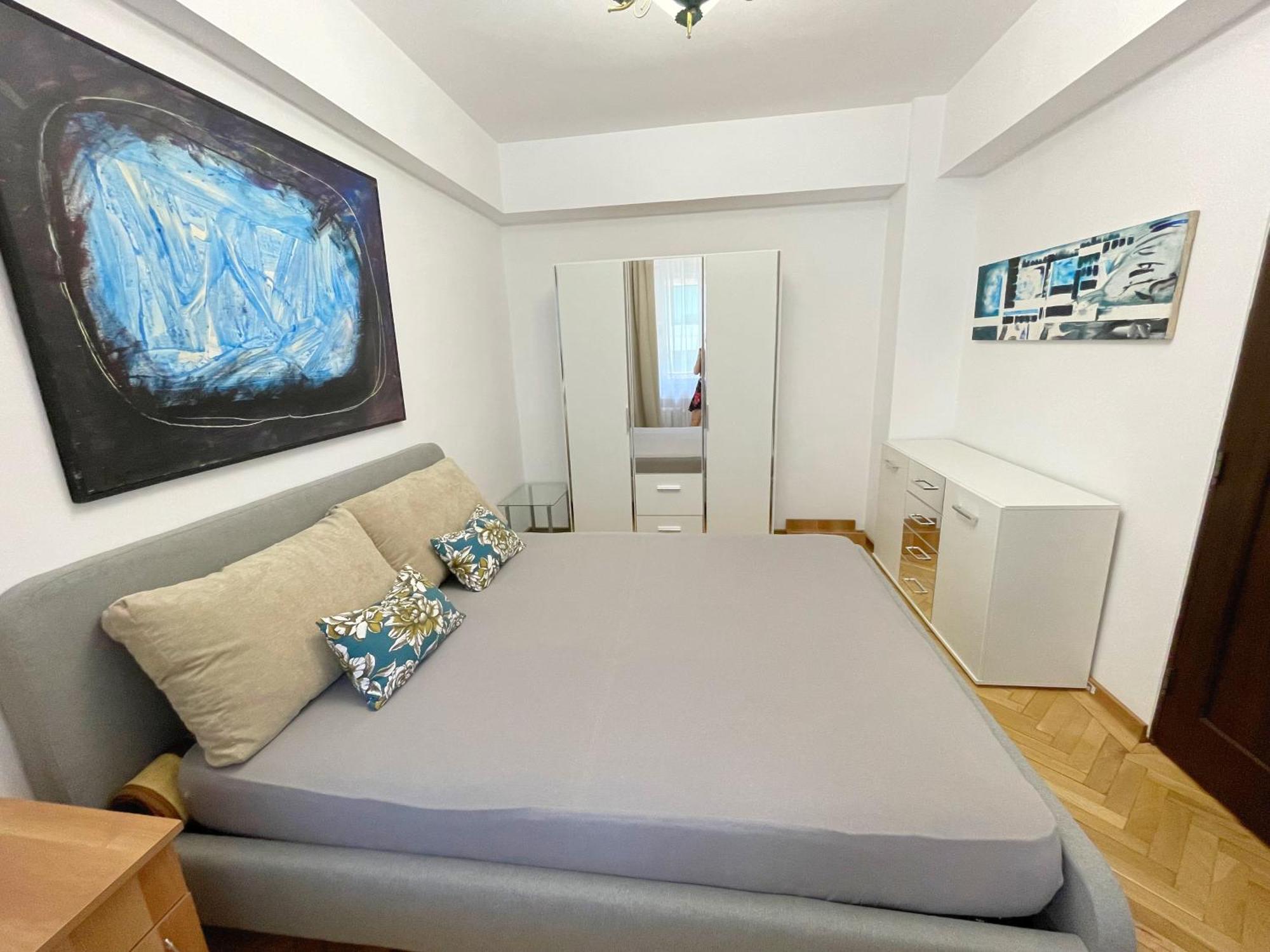 Relax Old Town Apartment Oradea Zewnętrze zdjęcie