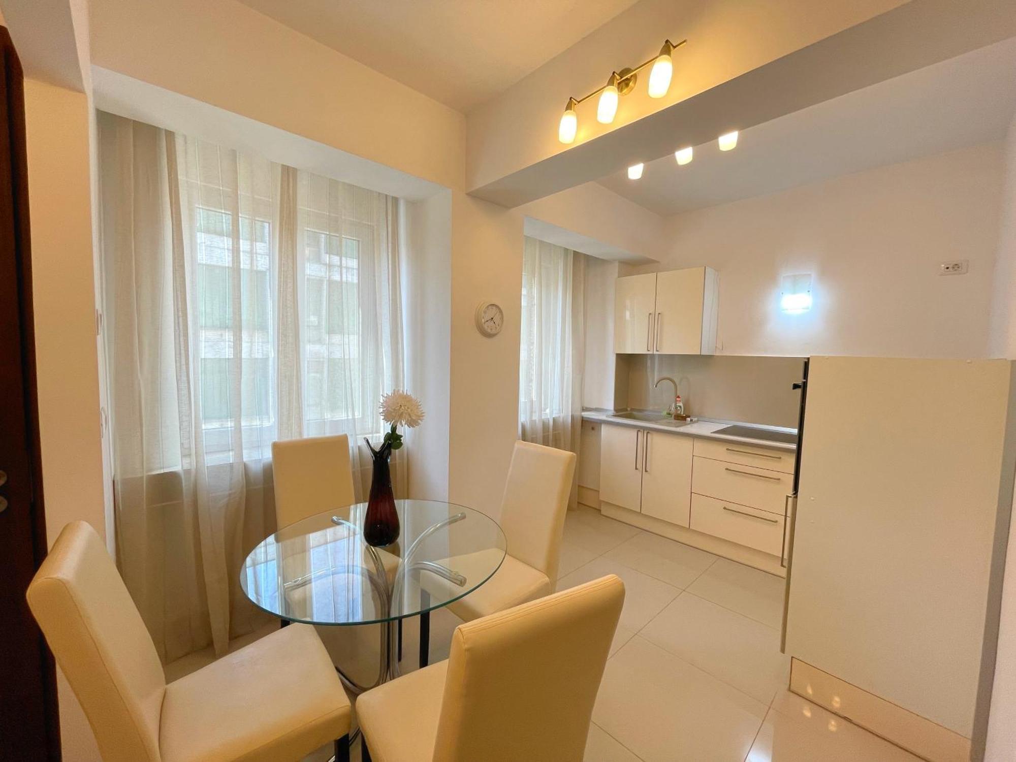 Relax Old Town Apartment Oradea Zewnętrze zdjęcie