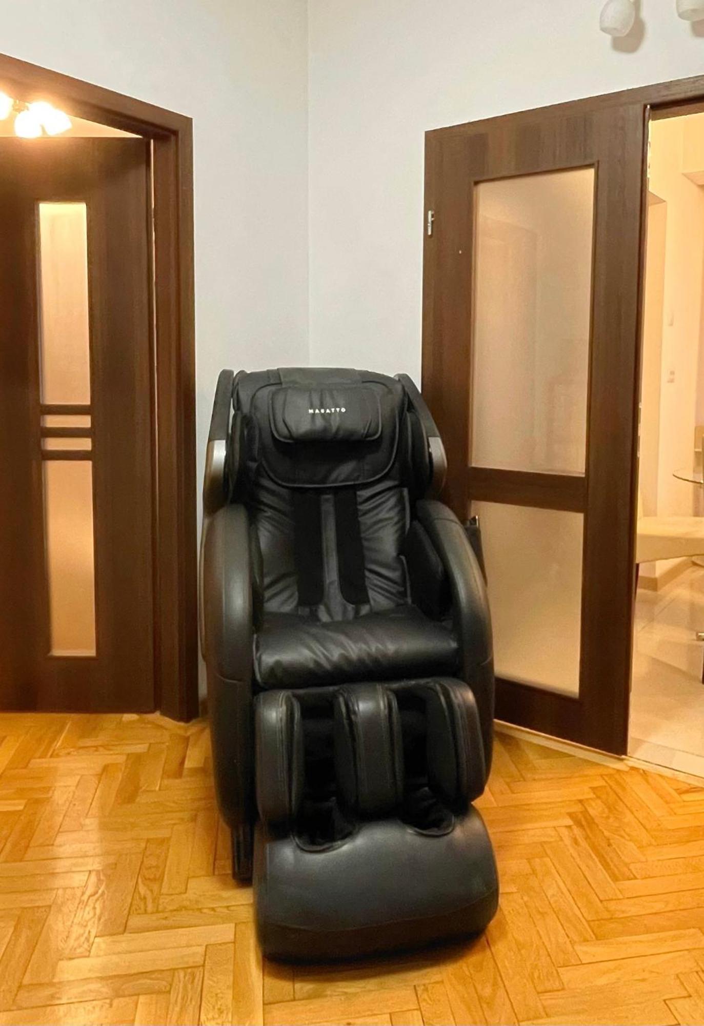 Relax Old Town Apartment Oradea Zewnętrze zdjęcie